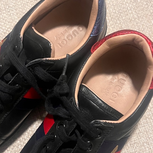 Gucci Ace Sneaker with Bee - Picture 2 of 5